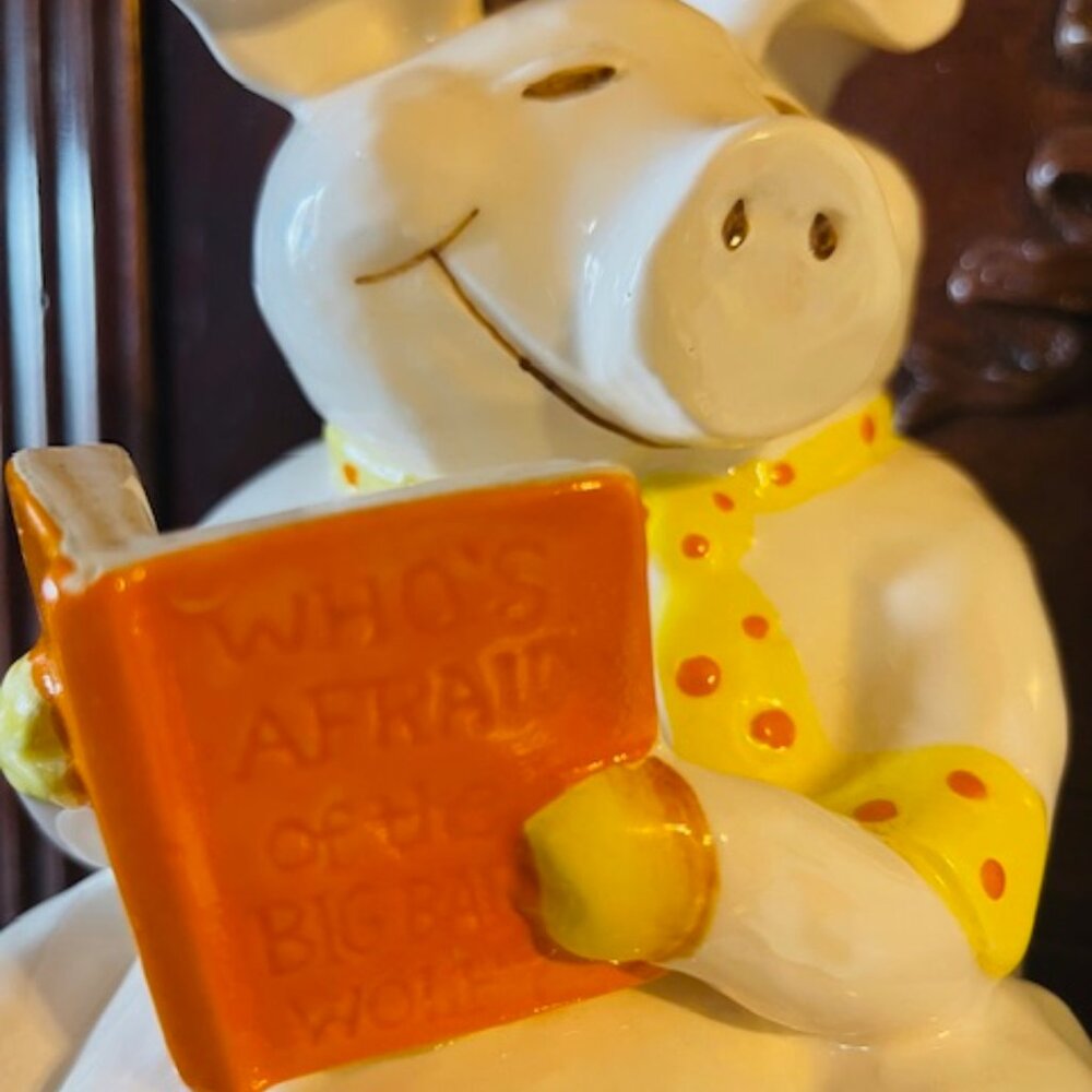 Vintage Fitz and Floyd Ceramic Pigs Bookends “Who's Afraid Of The Big Bad Wolf?" - Picture 2 of 7